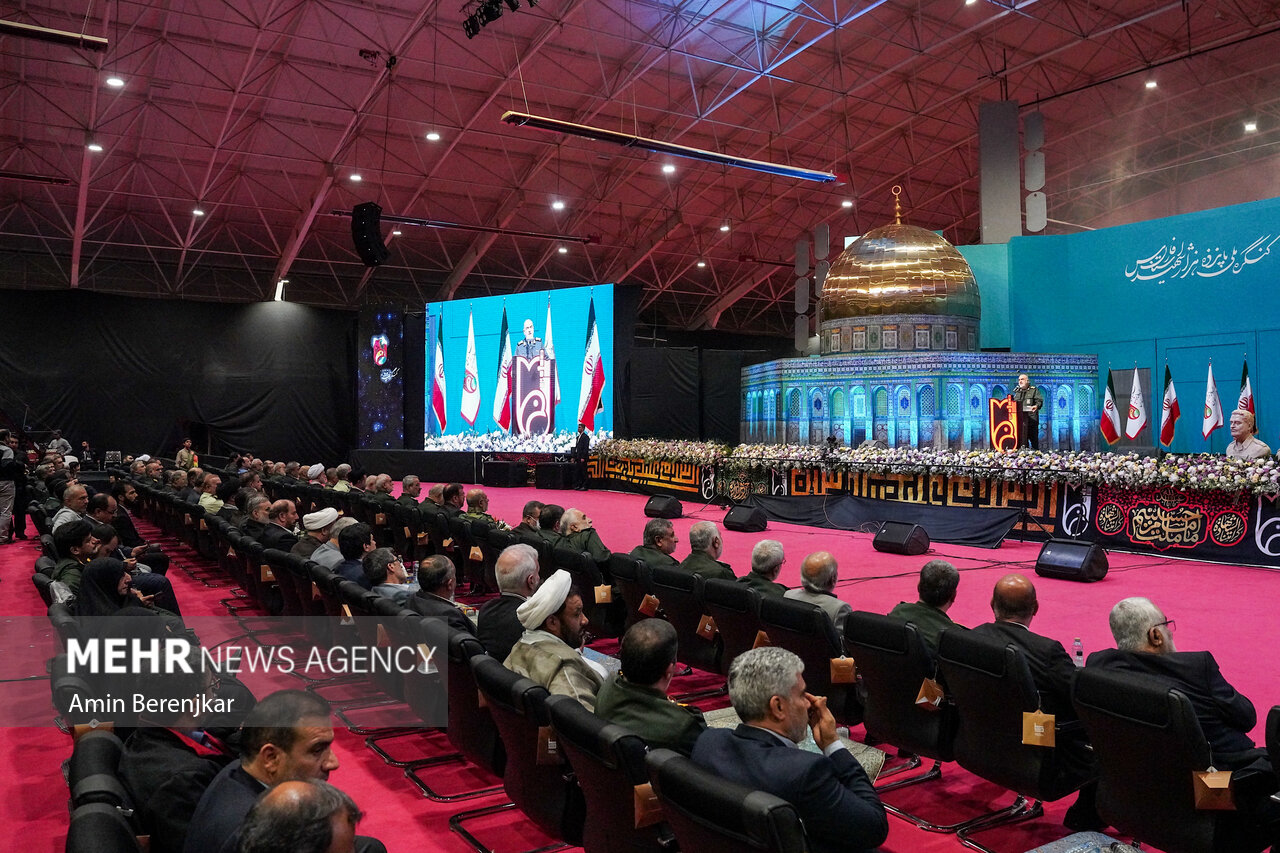 اجلاسیه ۱۵ هزار شهید استان فارس