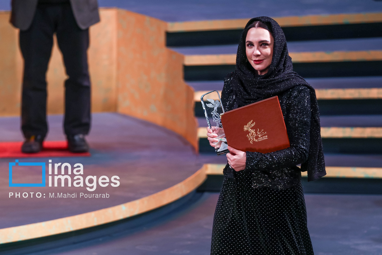 اختتامیه چهل‌وچهارمین جشنواره فیلم فجر