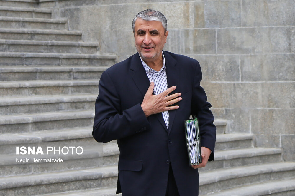 حاشیه جلسه هیات دولت ۸ فروردین