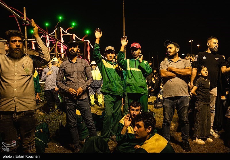  اجتماع اربعینی‌ها در میدان آزادی تهران 