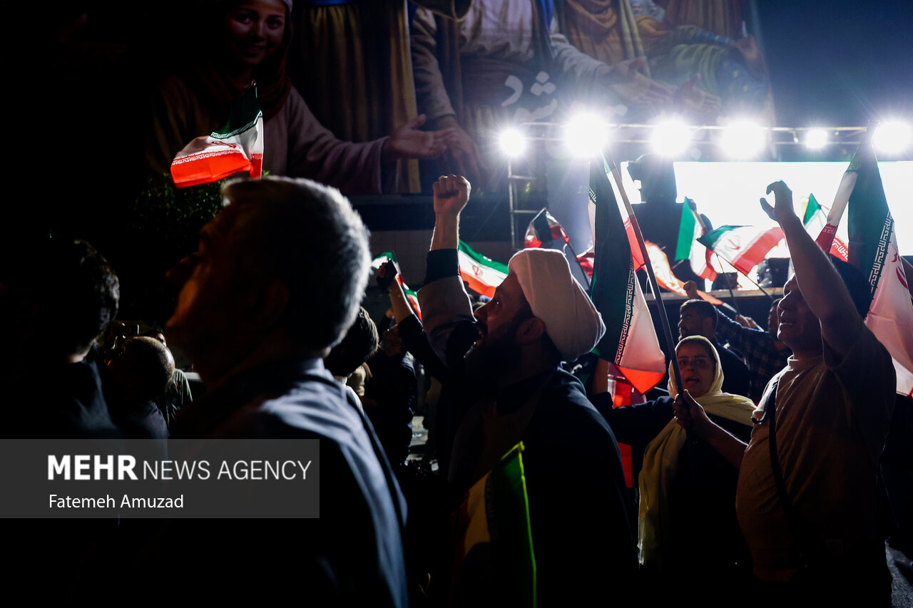 تجمع مردم در حمایت از عملیات وعده صادق ۳