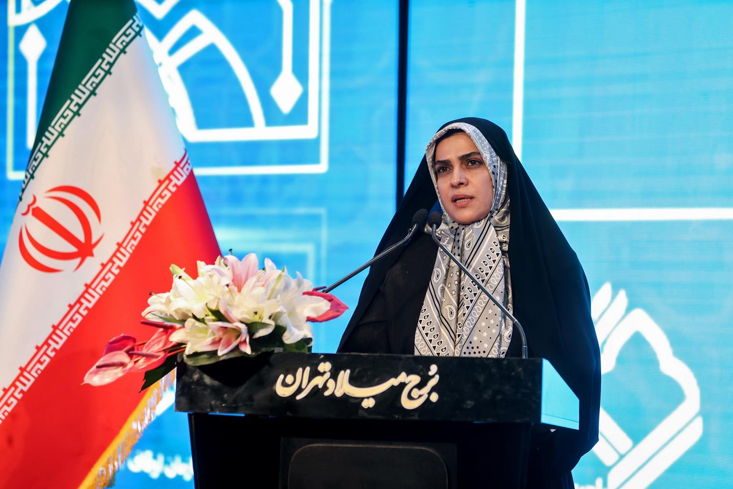 مراسم تجلیل از بانوان مبلغ و محفل‌دار قرآن کریم با حضور قالیباف