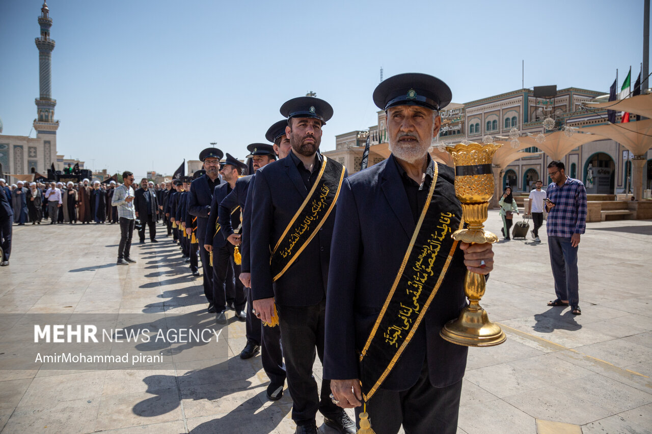 دسته عزای خادمان حرم بانوی کرامت در روز شهادت جواد الائمه (ع)