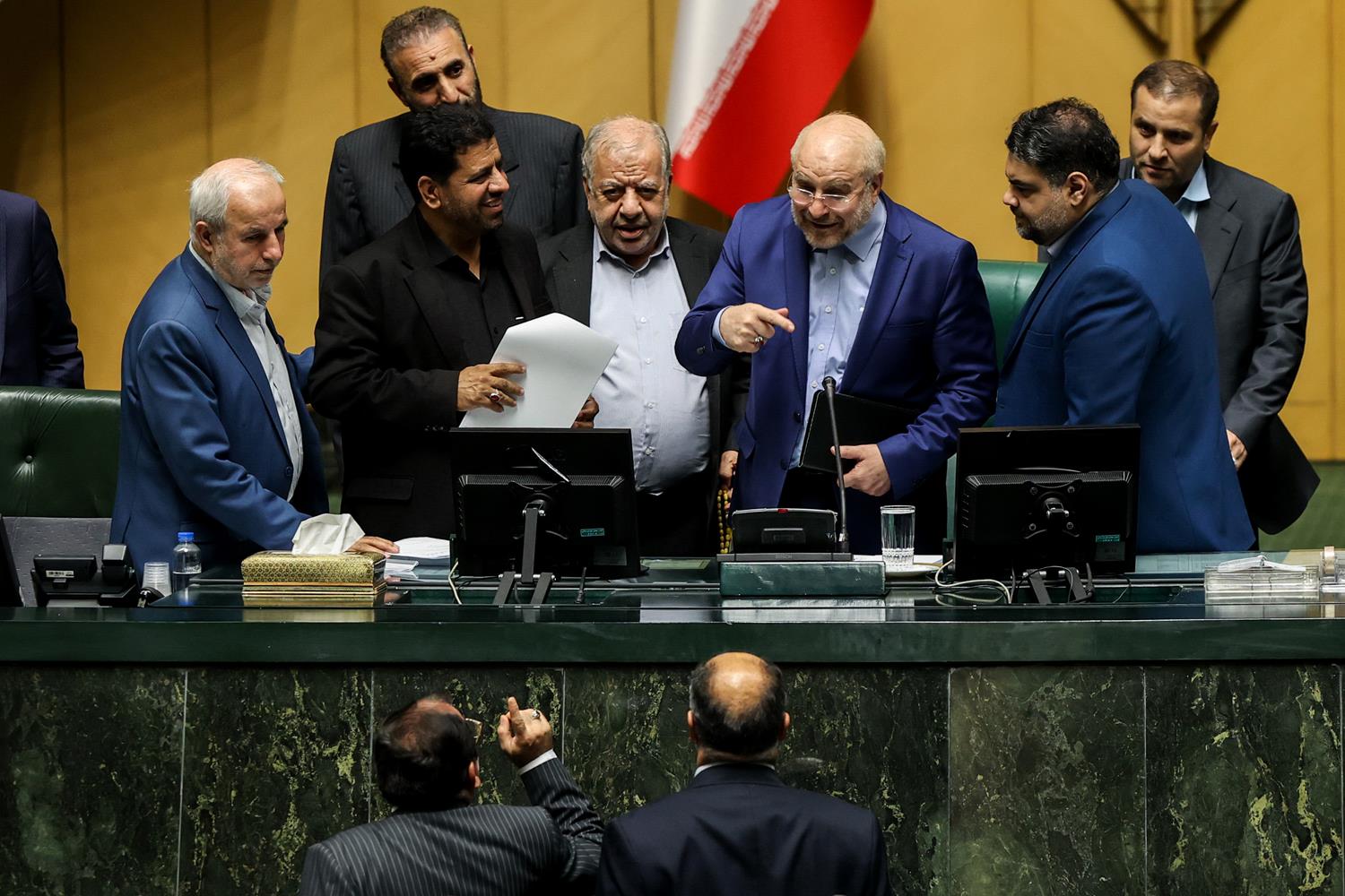 نشست بررسی برنامه هفتم توسعه در صحن علنی مجلس شورای اسلامی