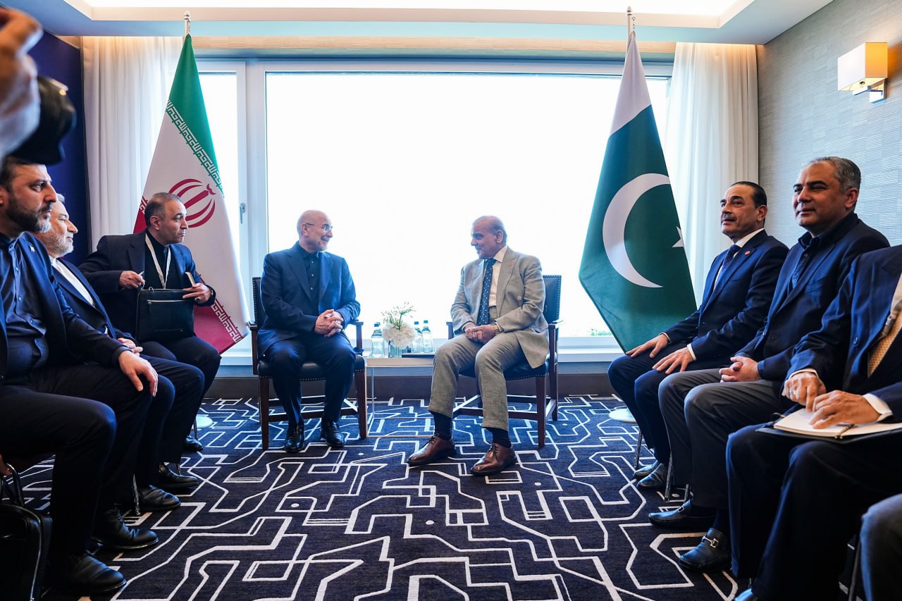 دیدار نخست وزیر پاکستان با قالیباف