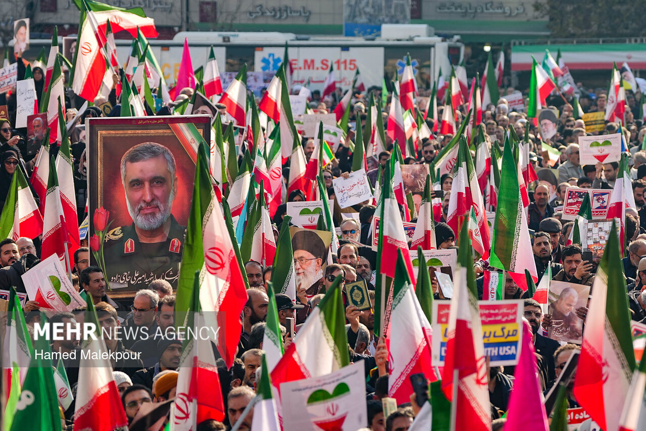 تجمع همبستگی ملی با سخنرانی رئیس مجلس