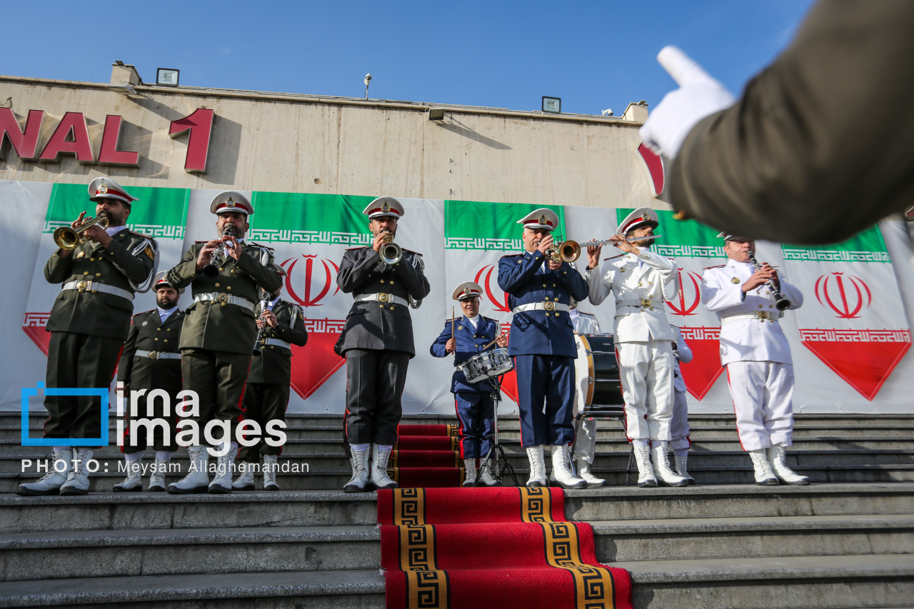 مراسم سالروز ورود امام خمینی(ره) به کشور