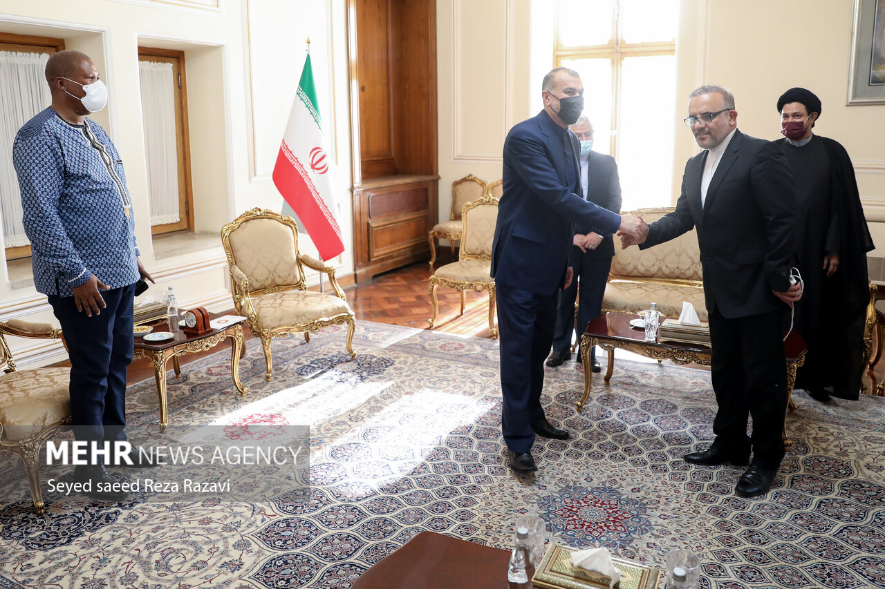 دیدار وزیر امور خارجه با نوه نلسون ماندلا