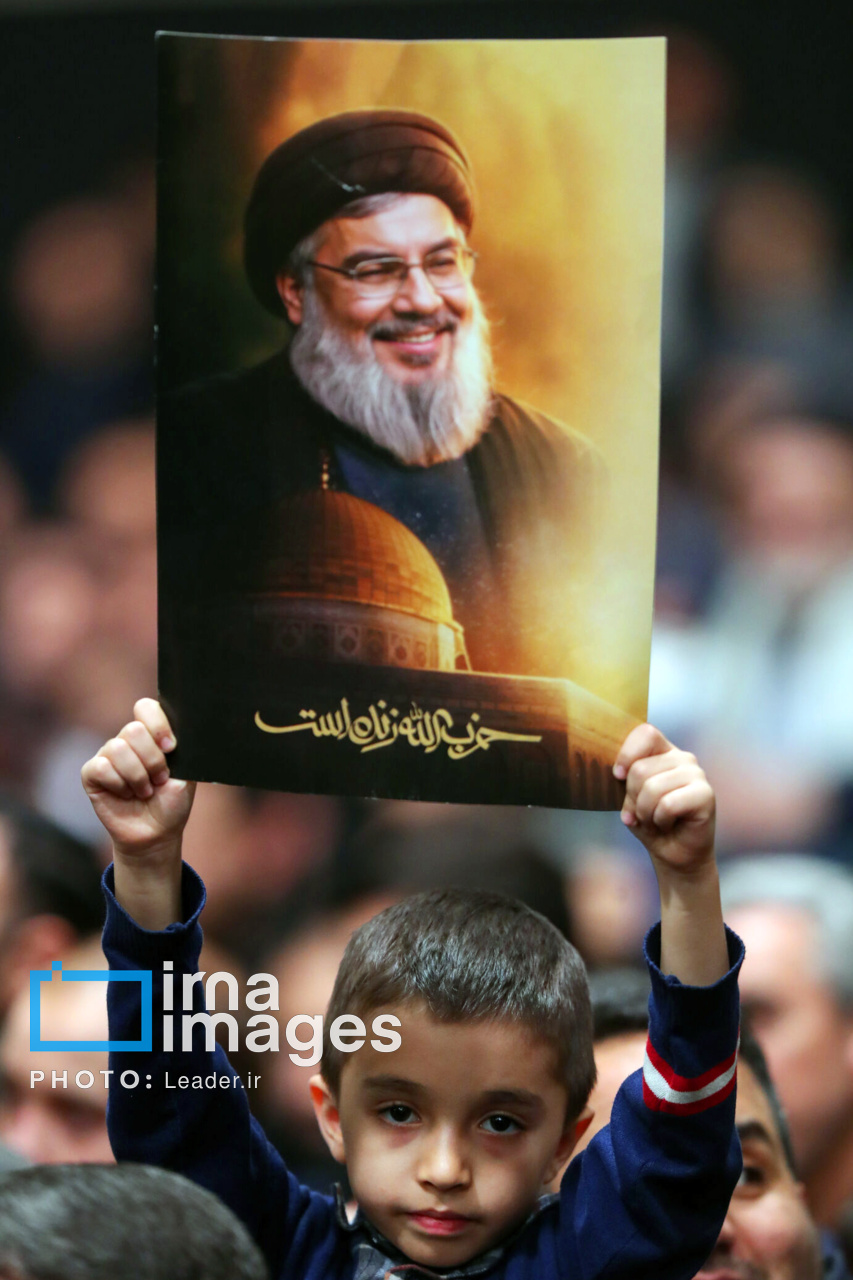 دومین شب عزاداری ایام فاطمیه با حضور رهبر انقلاب