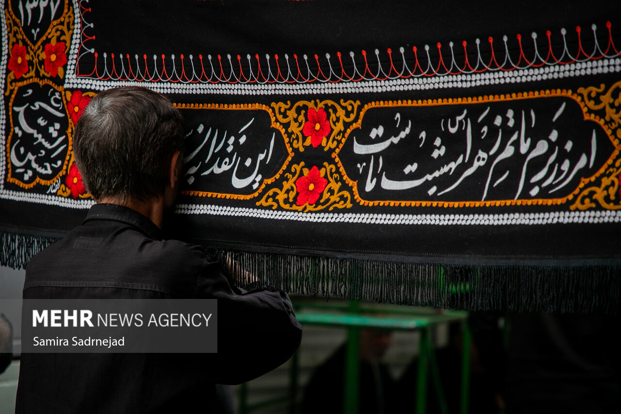 مراسم عزاداری روز شهادت امام حسن عسکری (ع) در بازار تهران