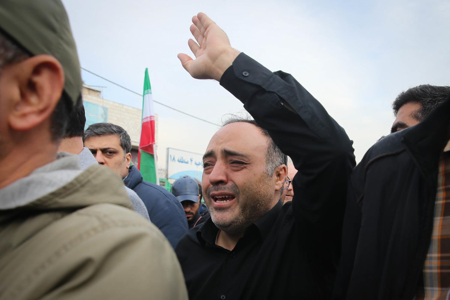 مراسم تشییع پیکر شهیده فائزه رحیمی با حضور قالیباف