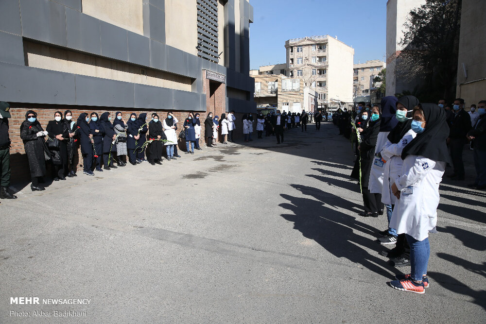 مراسم تشییع بانوی شهید مدافع سلامت