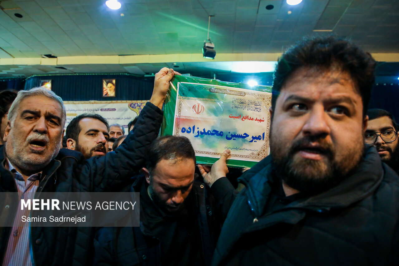 تشییع پیکر شهدای اغتشاشات