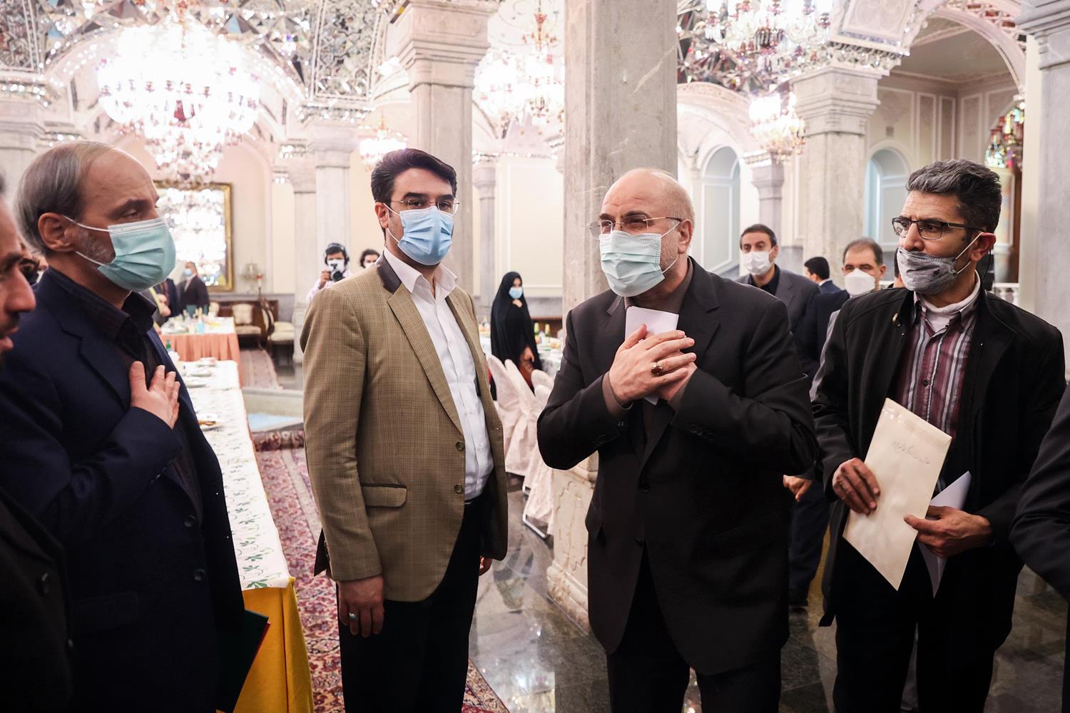 مراسم تجلیل از خانواده شهدا و ایثارگران قوه مقننه