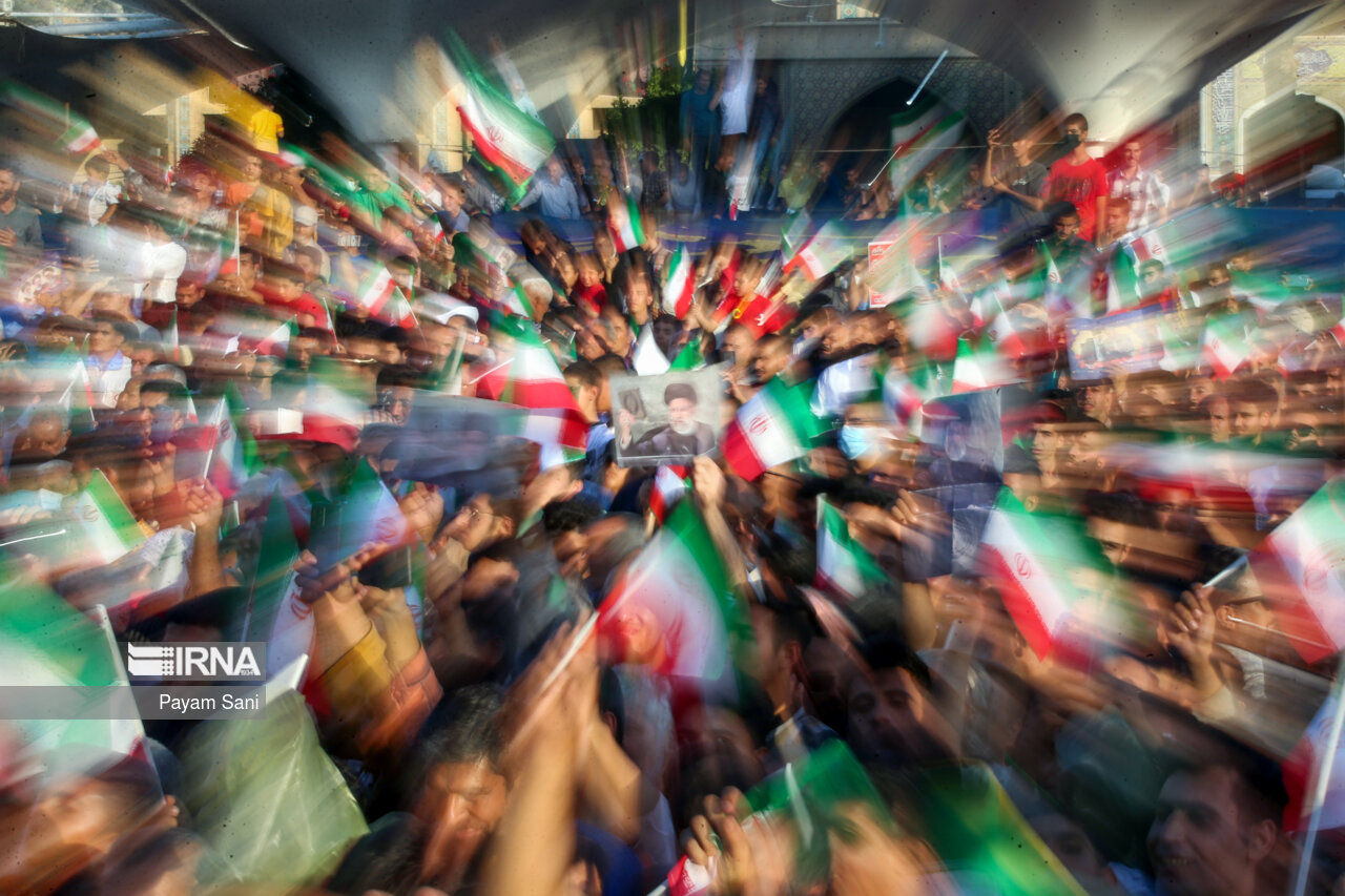 سخنرانی رئیس جمهور در جمع مردم شیراز