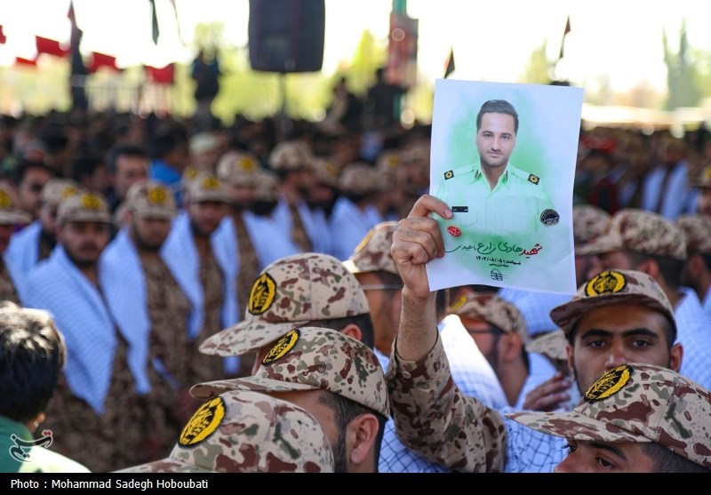 مراسم تشییع پیکر شهید امنیت هادی زارع در یزد