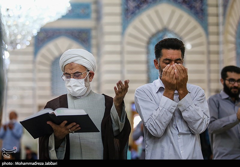 نماز عید قربان در حرم مطهر حضرت معصومه (س)