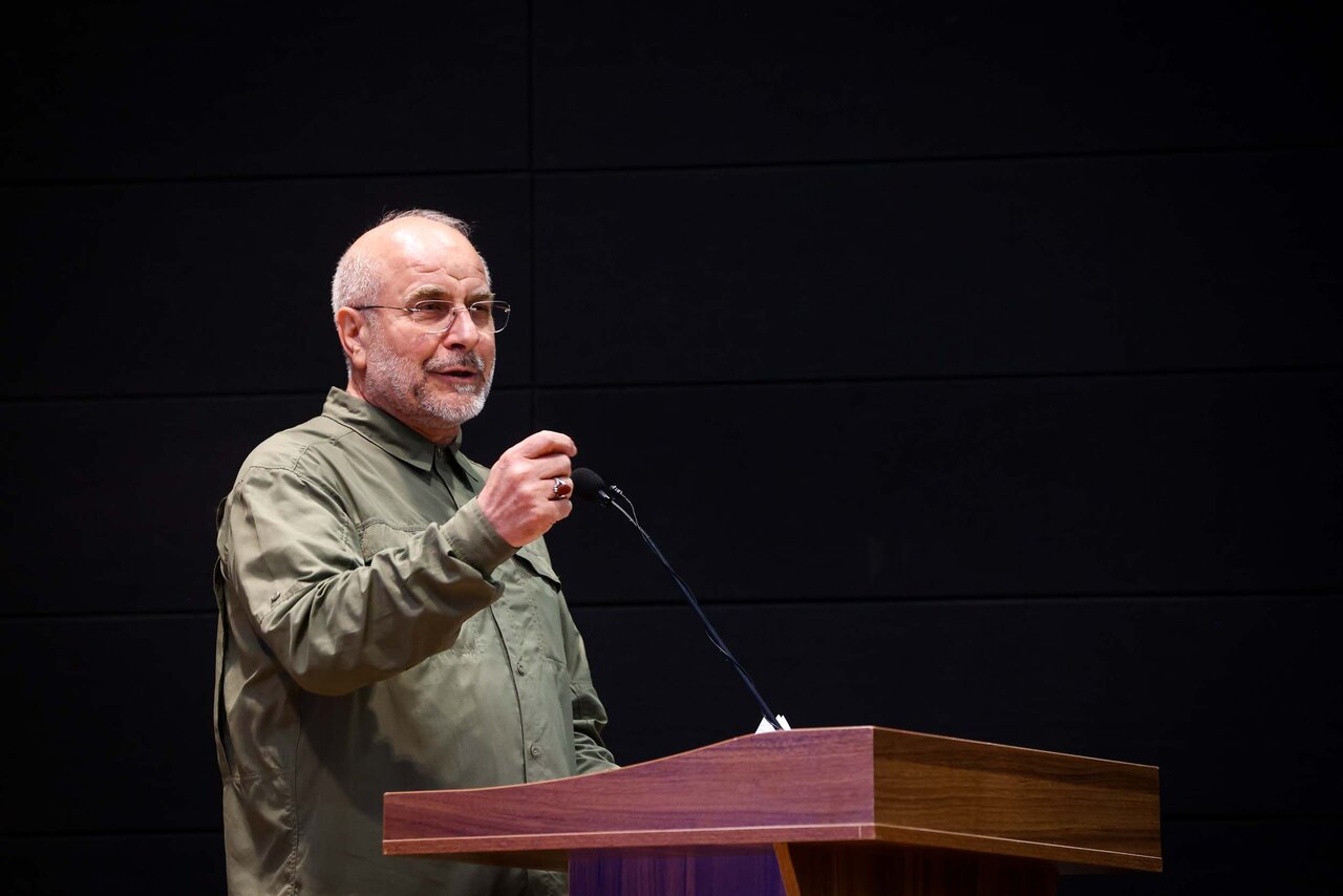 حضور قالیباف در اولین کارسوق حکمرانی داده‌محور