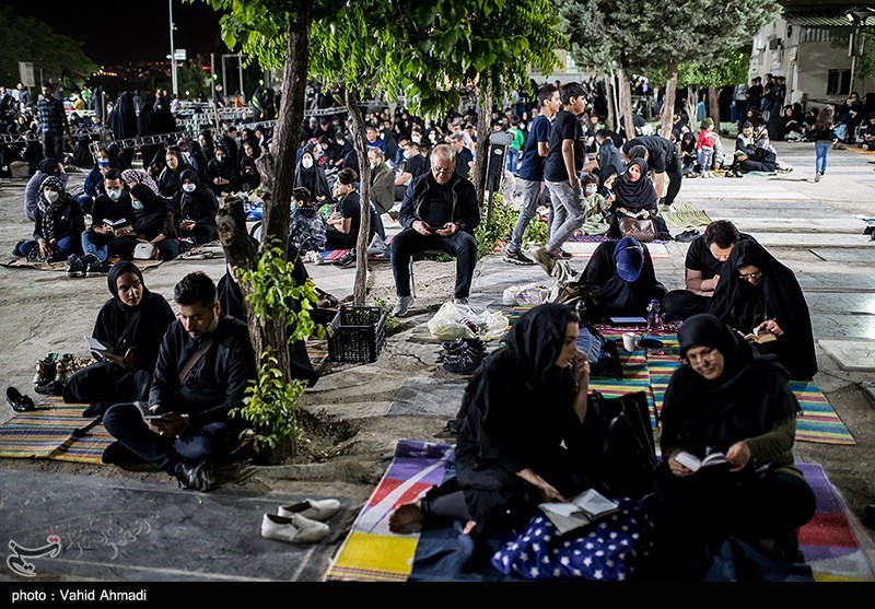  احیای شب قدر در امامزاده پنج تن لویزان