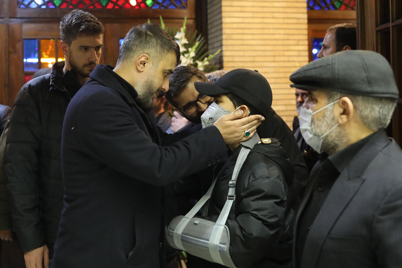 حضور قالیباف در مراسم ختم همسر و فرزندان معاون رئیس جمهور