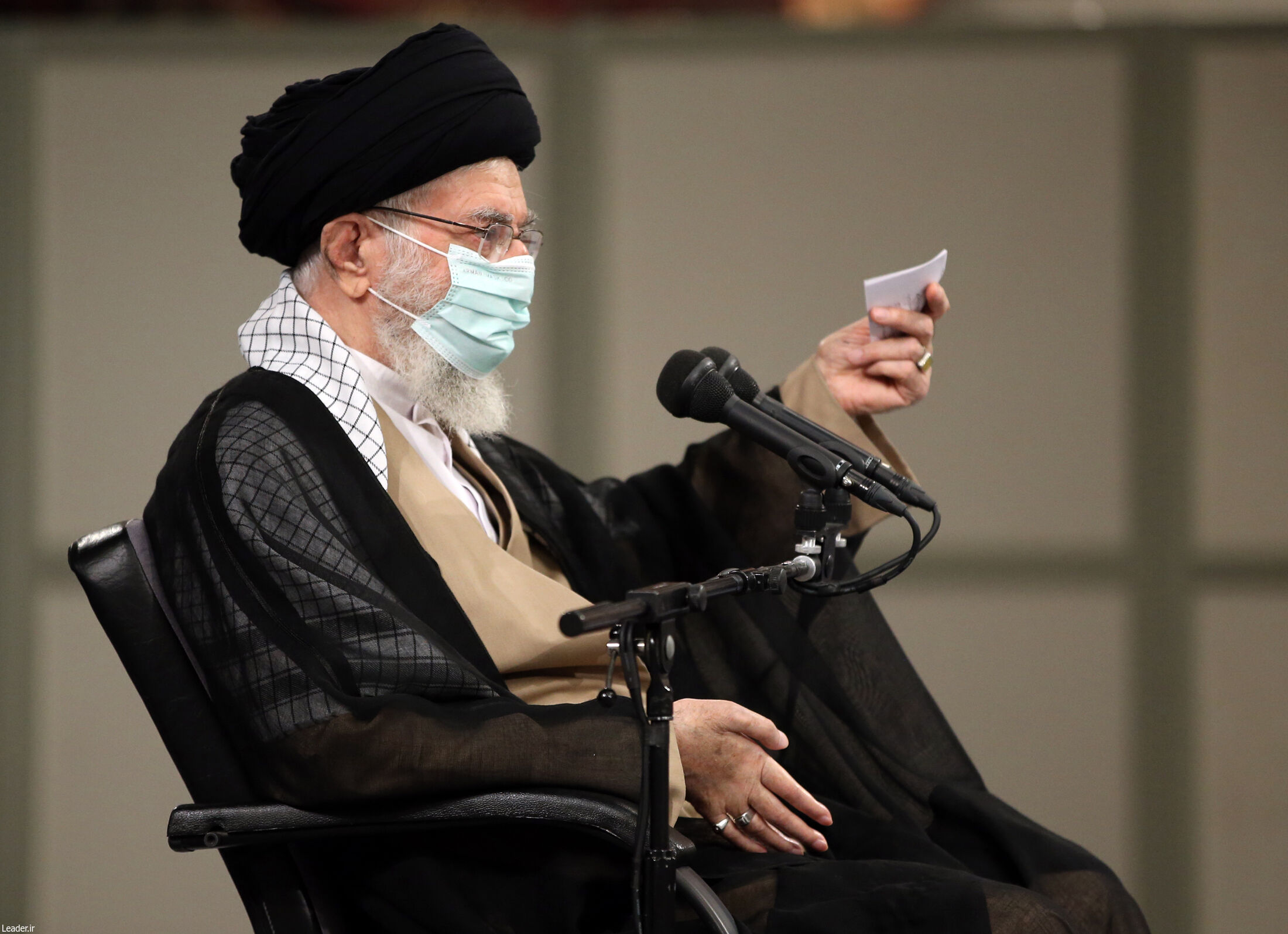 دیدار دست‌اندرکاران دومین کنگره شهدای ورزشکار با رهبرانقلاب