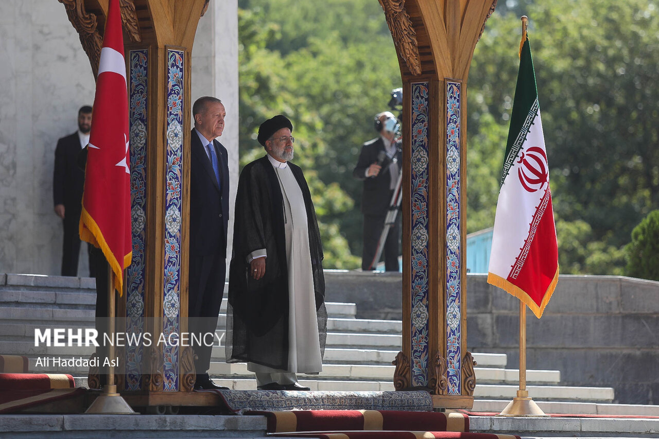 مراسم استقبال رسمی رئیسی از اردوغان 