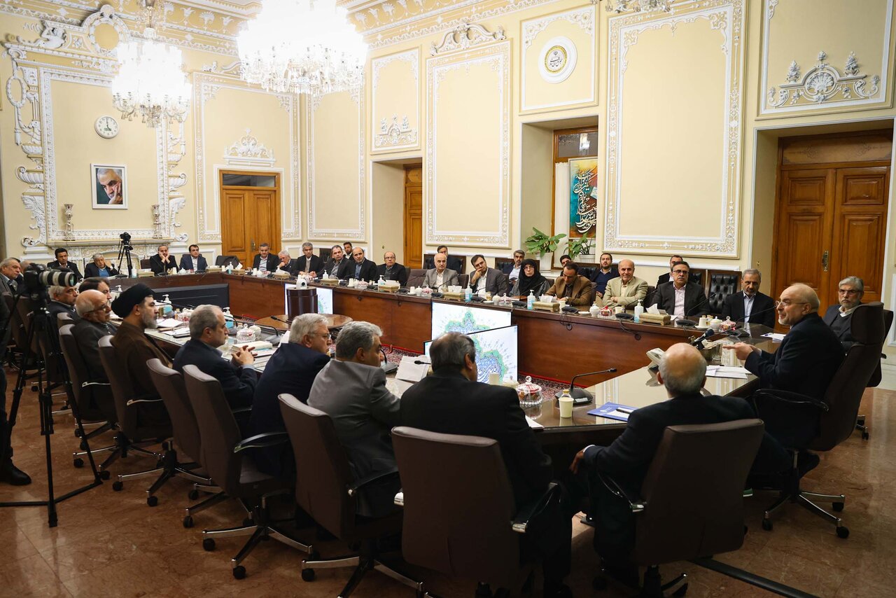 دیدار وزیر علوم و روسای دانشگاه های سراسر کشور با قالیباف