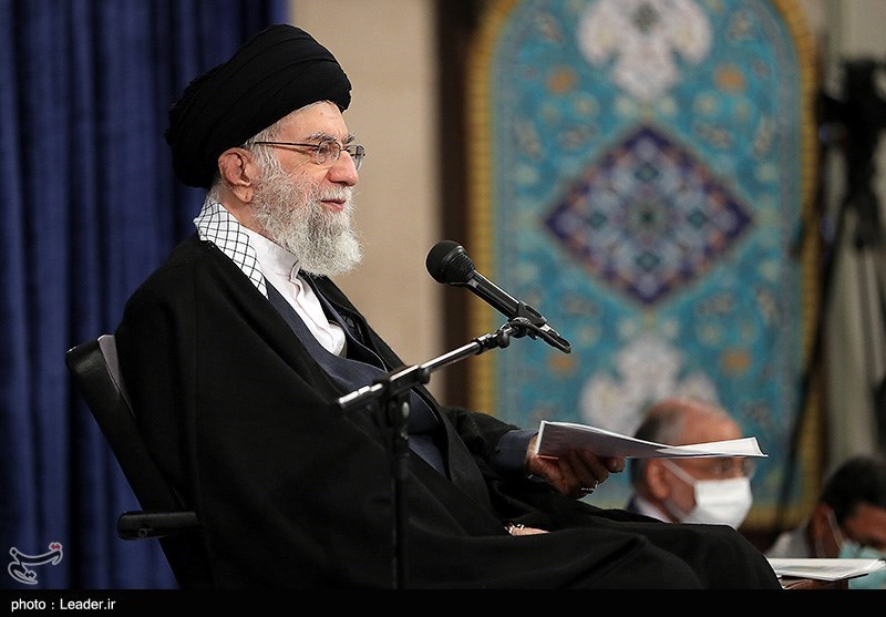 دیدار خانواده شهدای حادثه تروریستی شاهچراغ با رهبر انقلاب