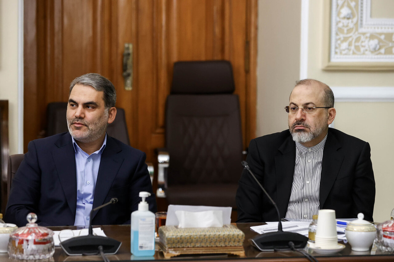 نشست بررسی برنامه هفتم پیشرفت با حضور قالیباف