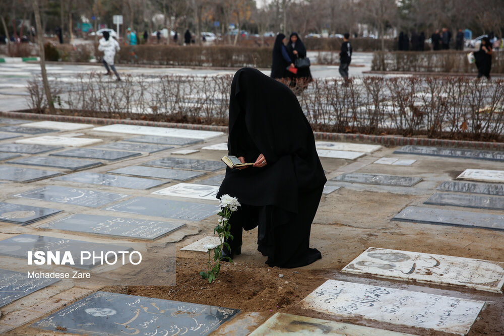 آیین چراغ برات در بهشت رضا (ع) - مشهد