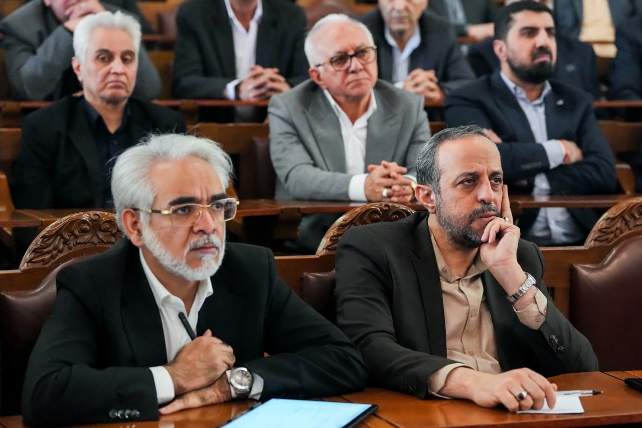 گفت‌وگوی صمیمانه فعالان اقتصادی و اصناف با قالیباف  