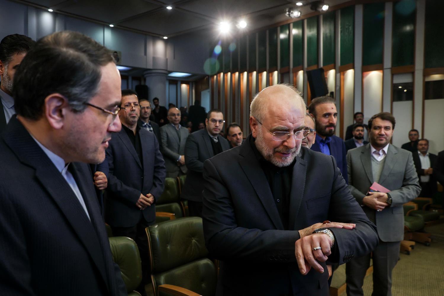 آیین تقدیر از پژوهشگران برتر مرکز پژوهش‌های مجلس با حضور قالیباف