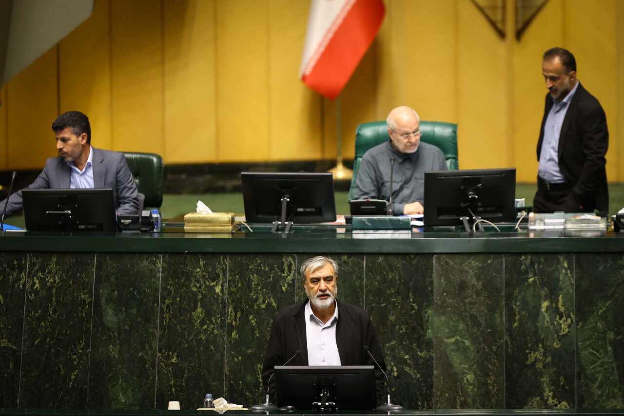 صحن علنی یکشنبه ۴ شهریورماه مجلس