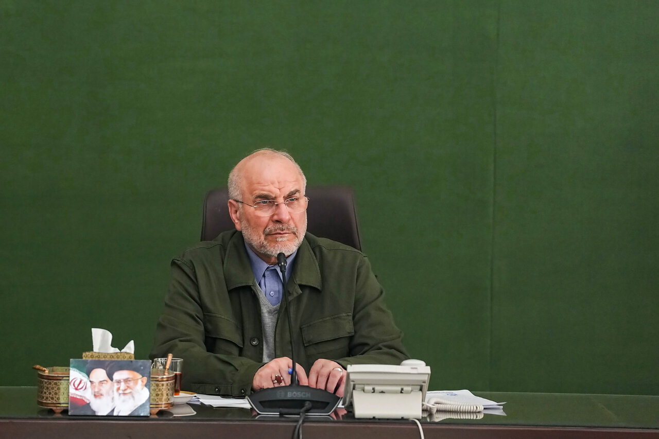 دیدار جمعی از جانبازان و ایثارگران با قالیباف