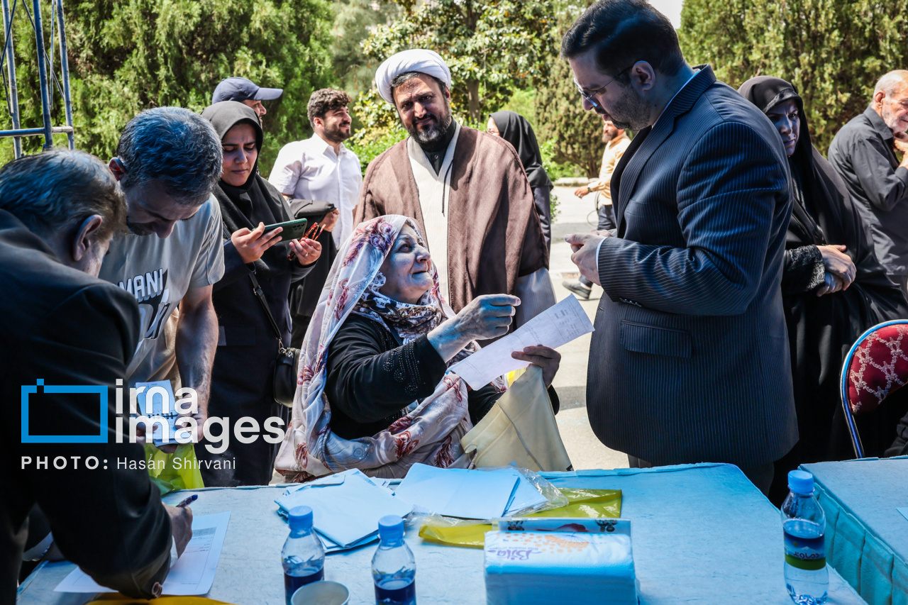 تصاویر نماز جمعه تهران ۵ اردیبهشت ۱۴۰۴