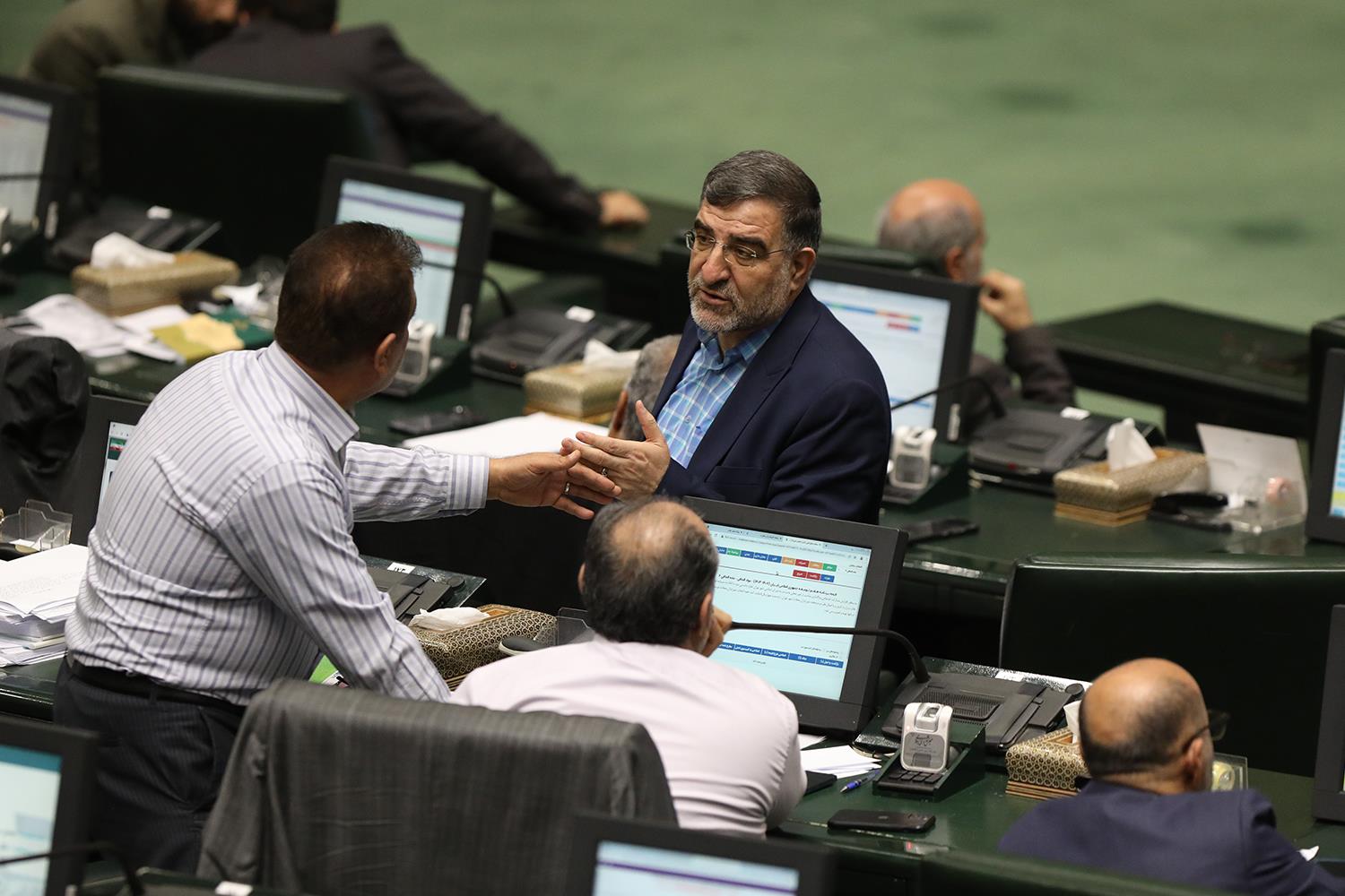 نشست بررسی برنامه هفتم توسعه در صحن علنی مجلس شورای اسلامی