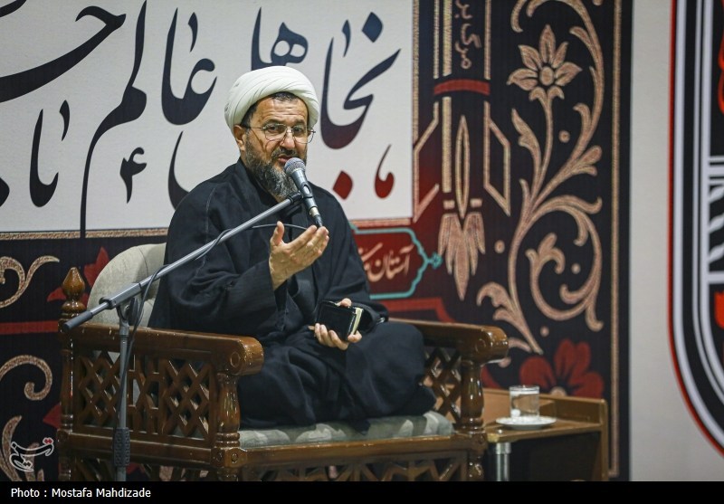 مراسم احیای شب عاشورا در مسجد جمکران