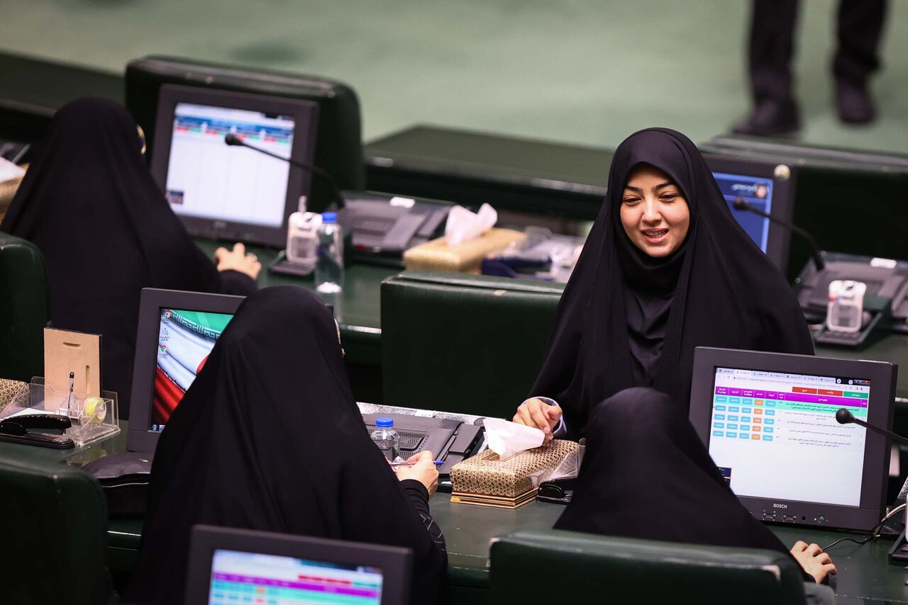 صحن علنی یکشنبه ۴ شهریورماه مجلس