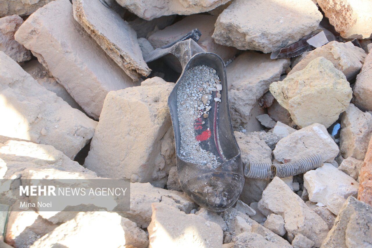 تصاویری از انفجار مهیب ساختمان در تبریز