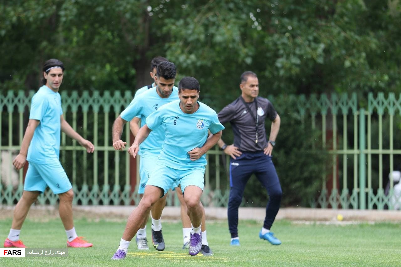 تمرین تیم فوتبال استقلال