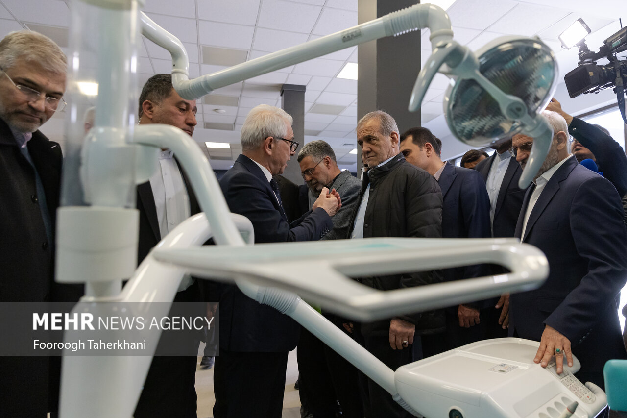 نشست رئیس جمهور با فناوران و نخبگان دانش‌بنیان