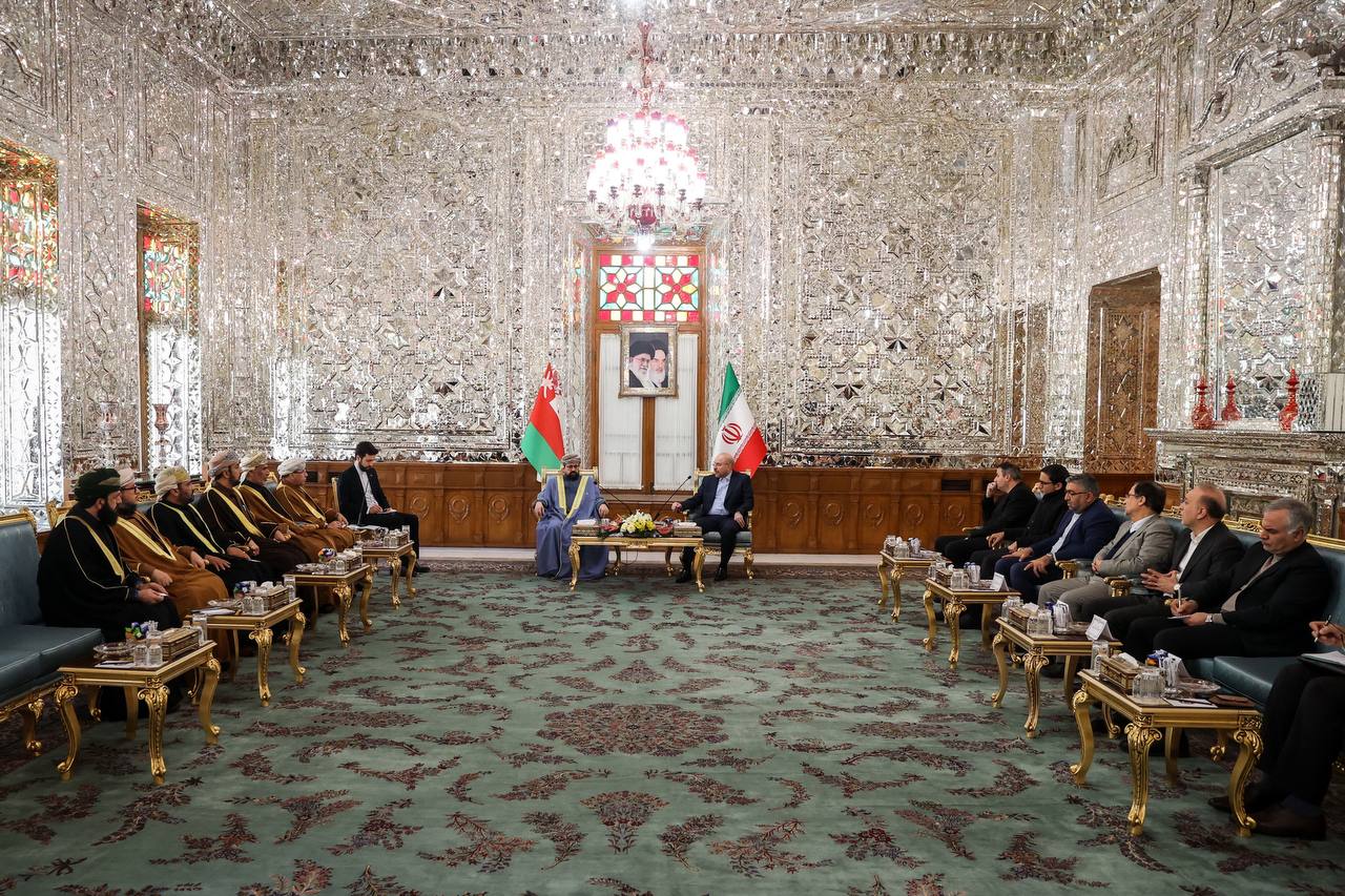 تصاویر دیدار رئیس دیوان عالی سلطنت عمان با قالیباف