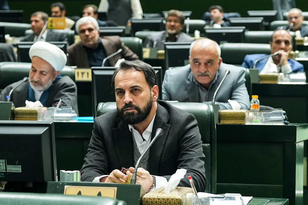 نشست غیرعلنی چهارشنبه ۱۷ دی