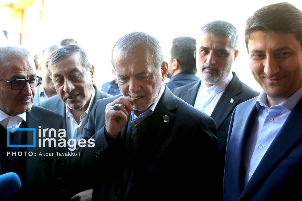 ورود رییس جمهور به یاسوج