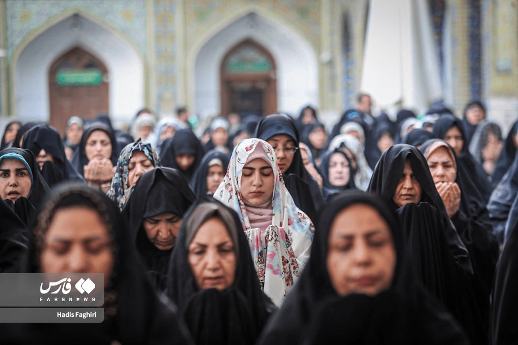 نماز عید قربان در حرم امام رضا(ع)