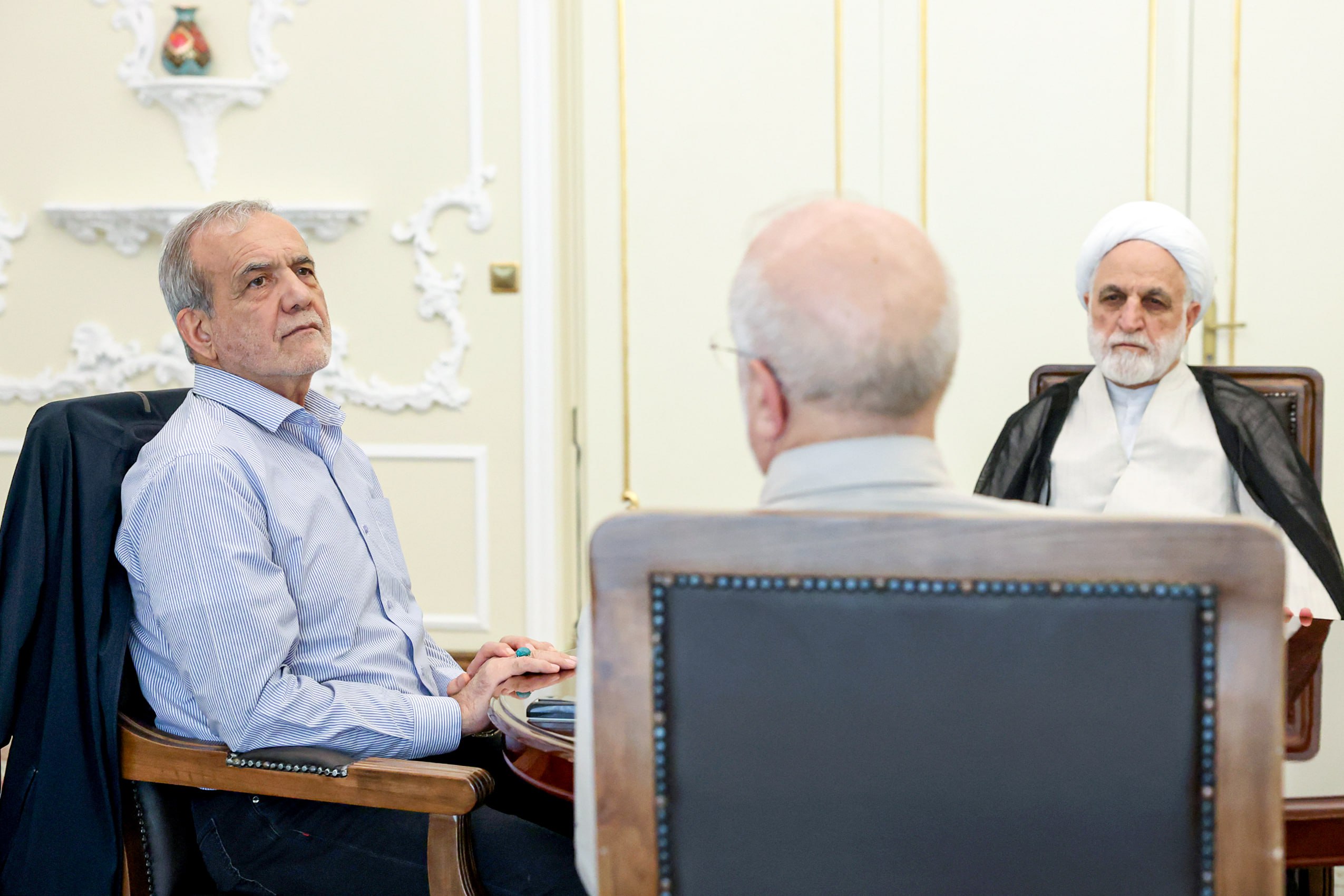 برگزاری نشست سران قوا به‌میزبانی رئیس‌جمهور 