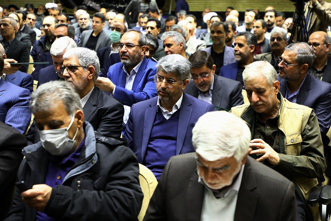 حضور قالیباف در مراسم ختم همسر رئیس کمیته امداد امام(ره)