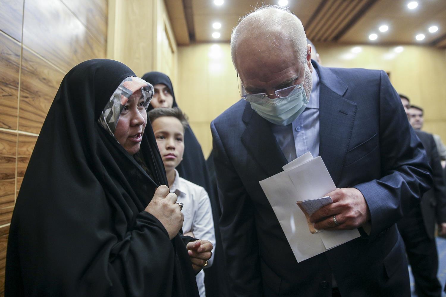 حضور قالیباف در آیین افتتاحیه سی‌ونهمین دوره مسابقات بین‌المللی قرآن کریم