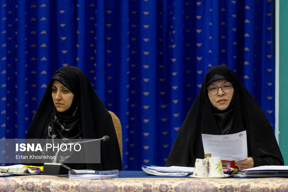 جلسه شورای عالی انقلاب فرهنگی