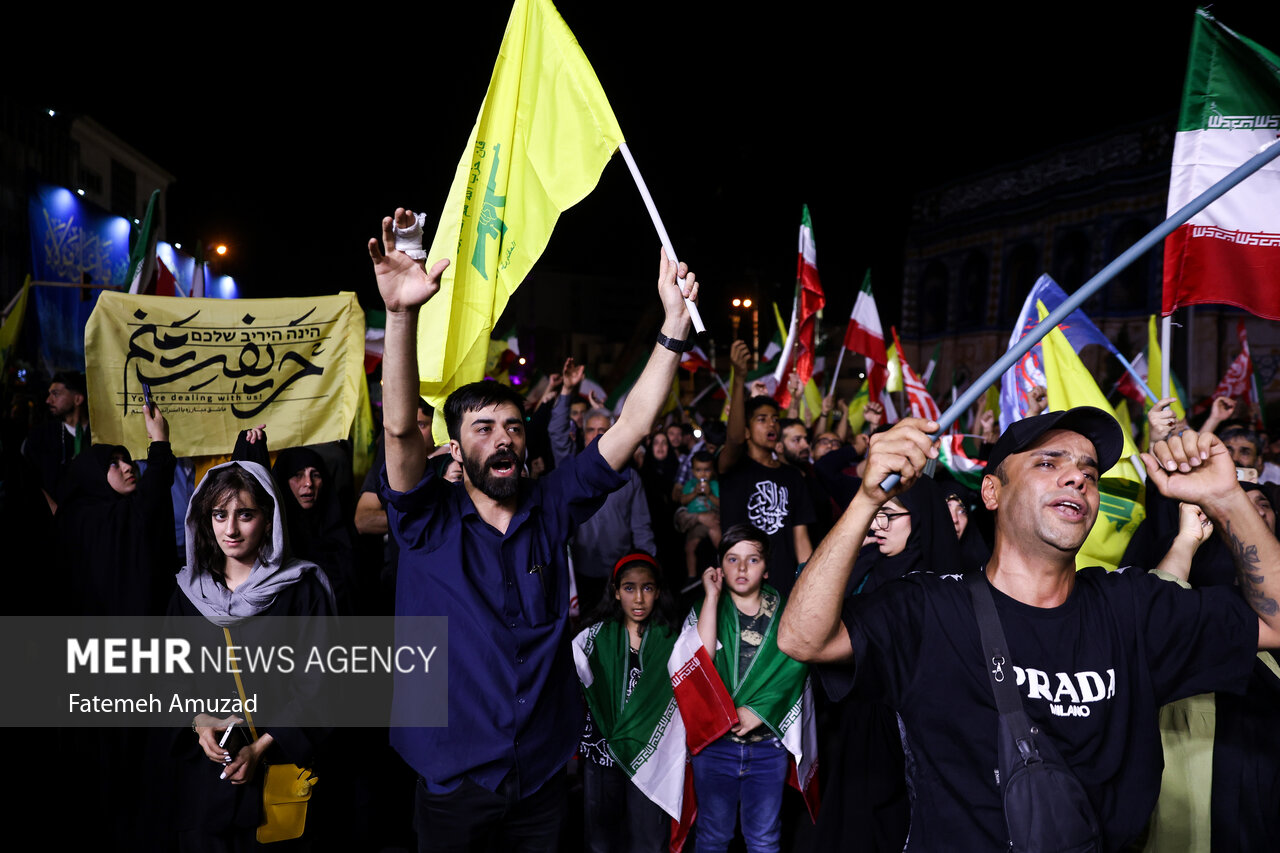 تجمع مردم در حمایت از عملیات وعده صادق ۳